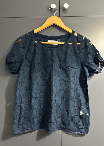 Abercrombie & Fitch Lacivert Dantel Detayli Kadin Tisort