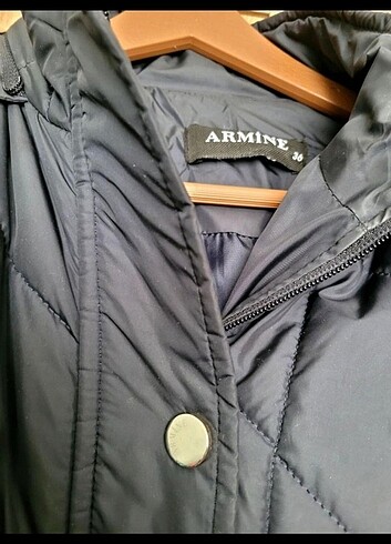 Armine Azmine Mont