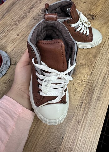 Erkek Çocuk Kahverengi Deri Bağcıklı Bot - Görsel 2