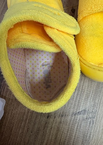 Sarı Polar Terlik vicco - Görsel 3