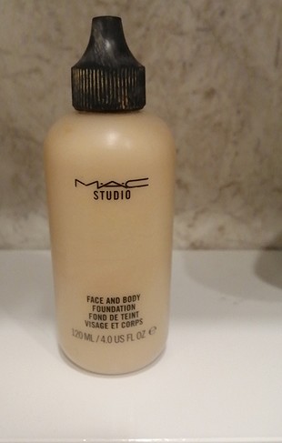 Mac face and body fondoten
