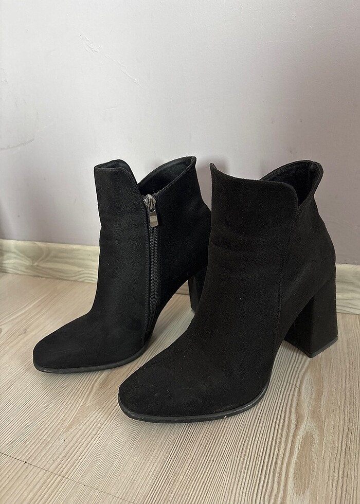 Kadın siyah süet bot - Görsel 2