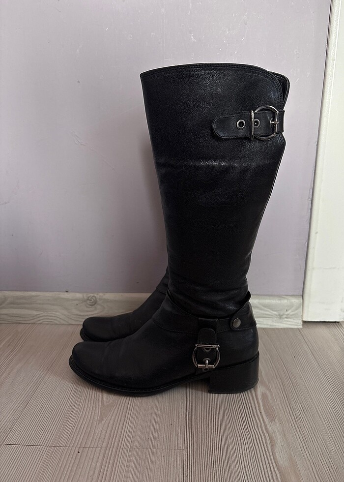 Siyah deri çizme - Görsel 2