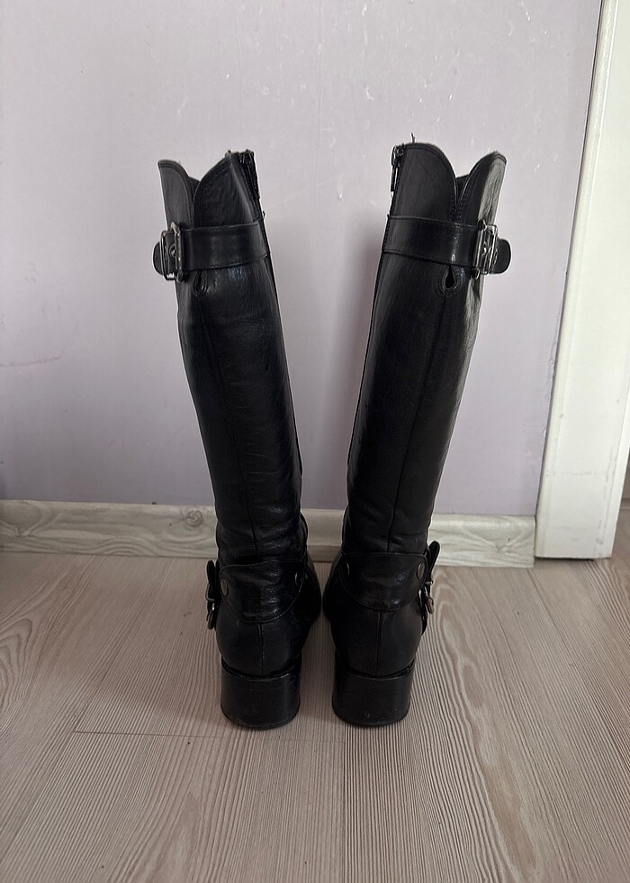 Siyah deri çizme - Görsel 3