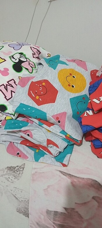 9 Yaş Beden çeşitli Renk Yeni ürün