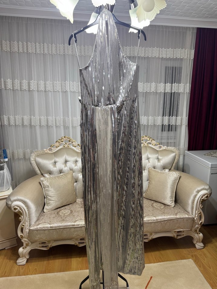 Parlak Gri Pilili Uzun Abiye Elbise - Görsel 4