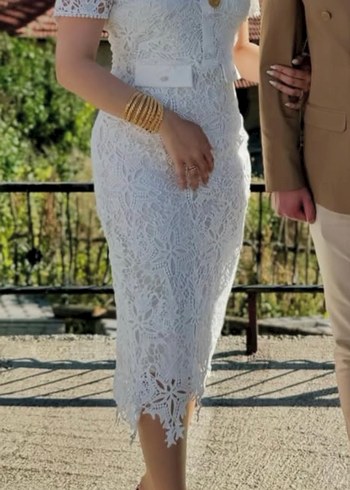 Dantel İşlemeli Beyaz Midi Elbise - Görsel 2