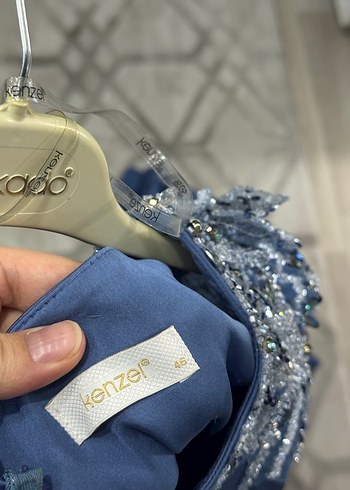 Mavi İşlemeli Söz elbisesi - Görsel 10