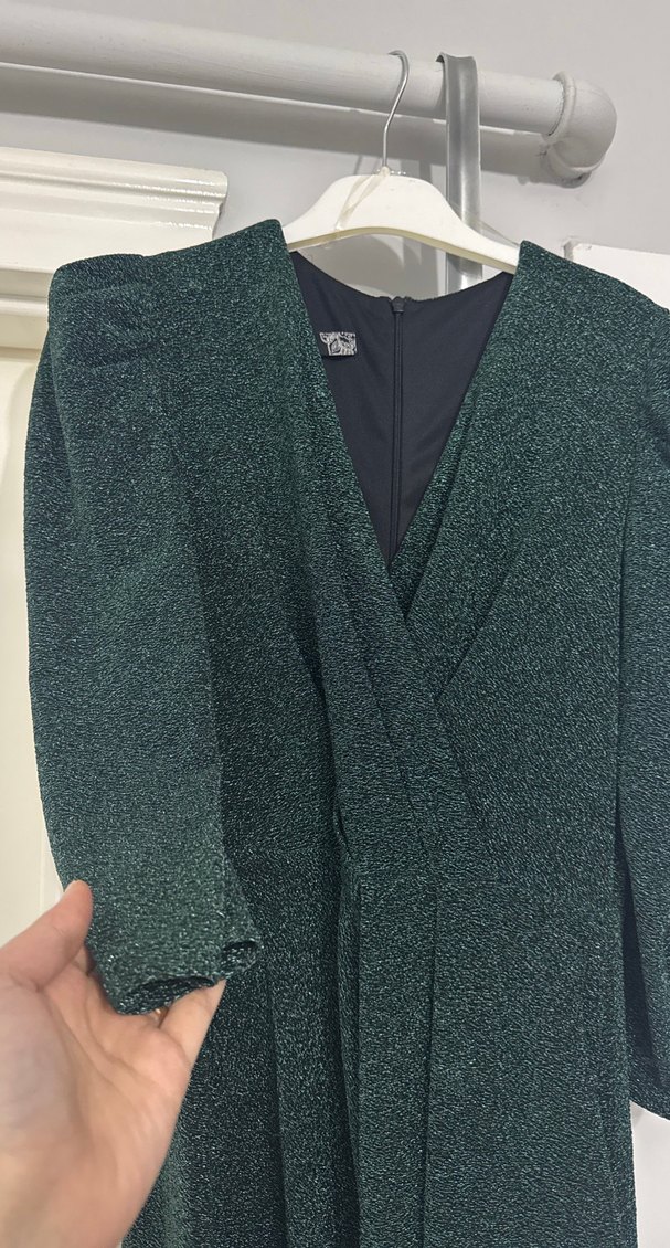 Uzun Kollu Koyu Yeşil Drapeli Kadın Elbise - Görsel 2