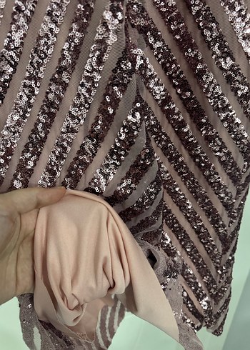 Bordo Parlak V Yaka Uzun Kadın Abiye Elbise - Görsel 5