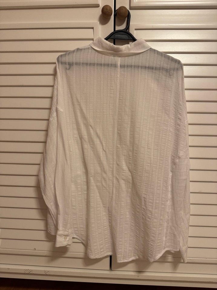 Beyaz V Yaka Kadın Keten Gömlek - Görsel 4