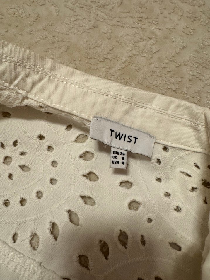 Nakışlı Beyaz Kadın Ceket - Görsel 3