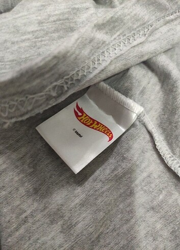 Gri atlet  - Görsel 2