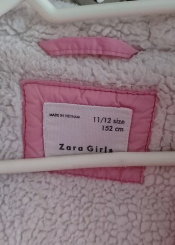 Kız Çocuk Kapüşonlu Pembe Yelek - Görsel 2