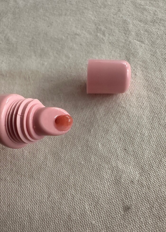 Rebul kozmetik dolgunlaştırıcı lip balm - Görsel 3