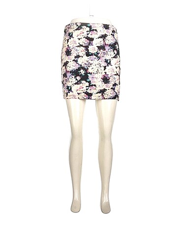 Bershka Mini Etek %70 İndirimli.