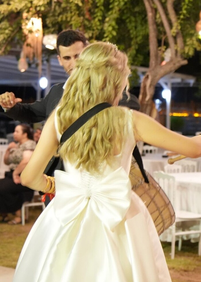 Vakko model gelinlik ve ayakkabısı  - Görsel 3