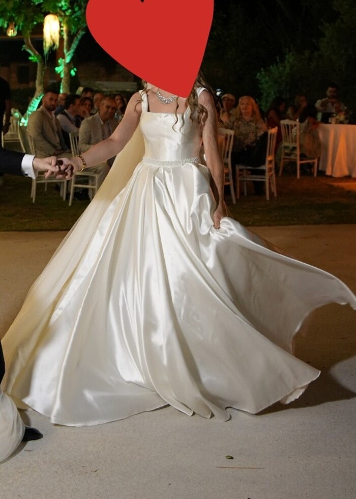 Vakko model gelinlik ve ayakkabısı  - Görsel 4