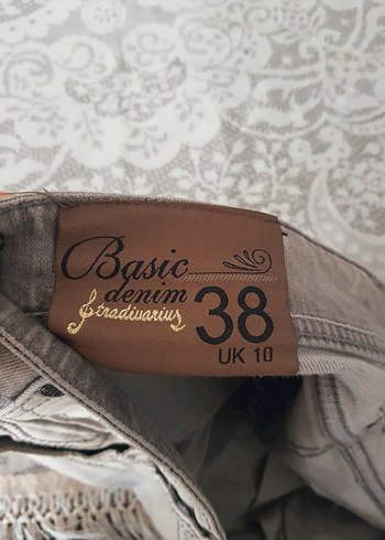 Stradivarius Bej Mini Kot Etek