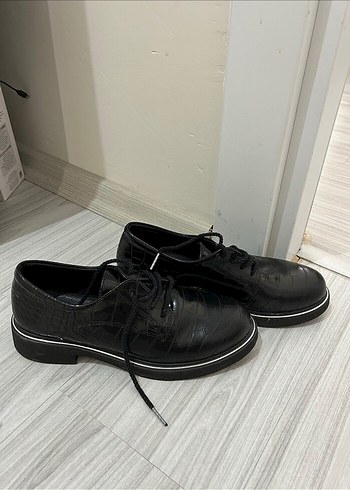 Yılan Desenli Siyah Kadın Topuklu Ayakkabı - Görsel 3