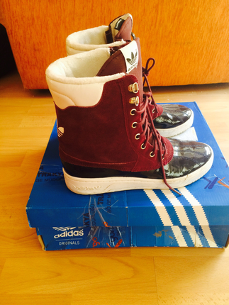 Adidas bot