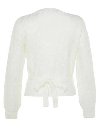 Beyaz V Yaka Örgü Kadın Kazak - Görsel 5