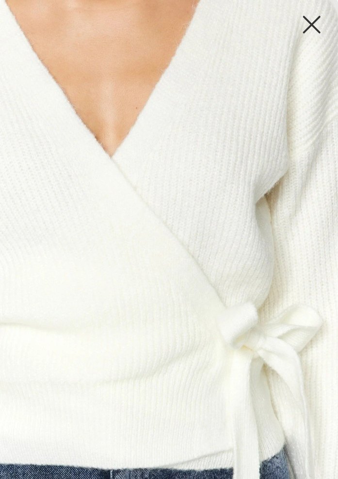 Beyaz V Yaka Örgü Kadın Kazak - Görsel 2