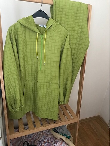 H&M Takım
