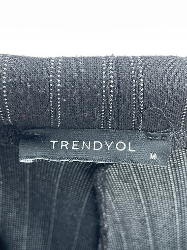 m Beden siyah Renk Trendyol & Milla Düz Kesim %70 İndirimli.