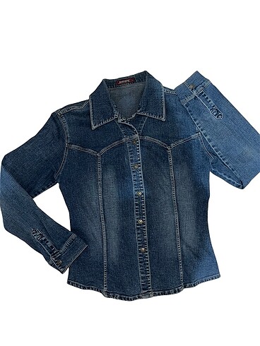 Denim gömlek