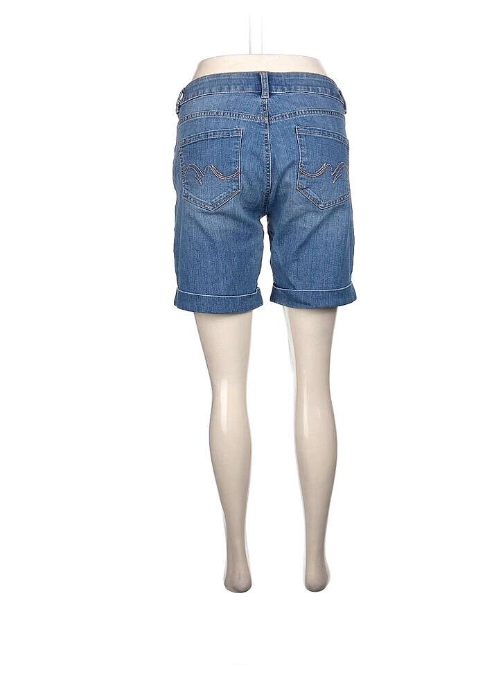 LC Waikiki Mini Şort %70 İndirimli. - Görsel 3