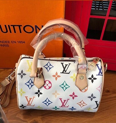 Beden Louis vuitton mini kol çantası
