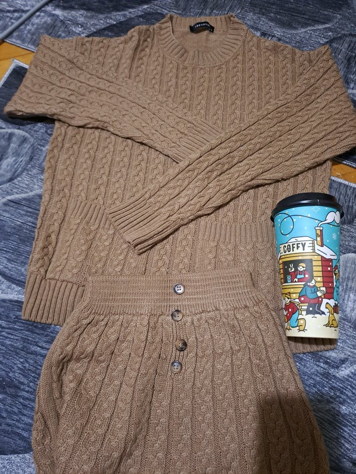 trendyol kahverengi kazak şort takım.      bershka zara - Görsel 2