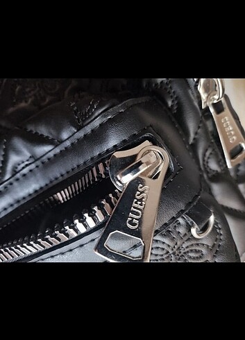 Guess GUESS SIRT ÇANTA