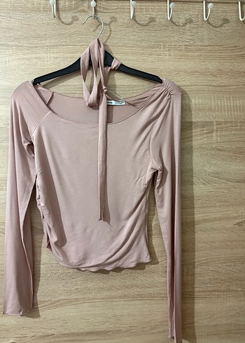 Bershka Gül Pembesi Boyundan bağlama- Drapeli üst