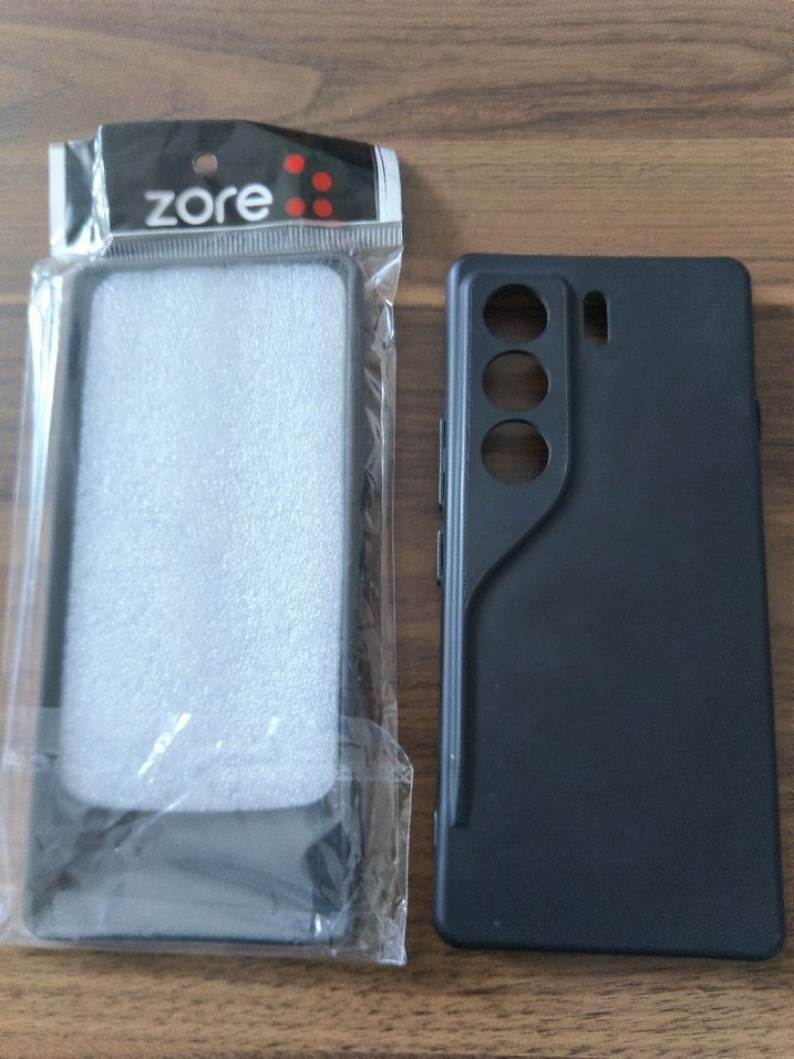 Tecno Camon 40 pro kılıf - Görsel 3