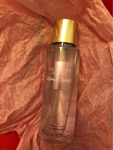 Victoria?s Secret vücut spreyi