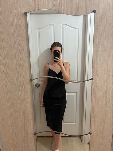 Zara midi boy siyah elbise