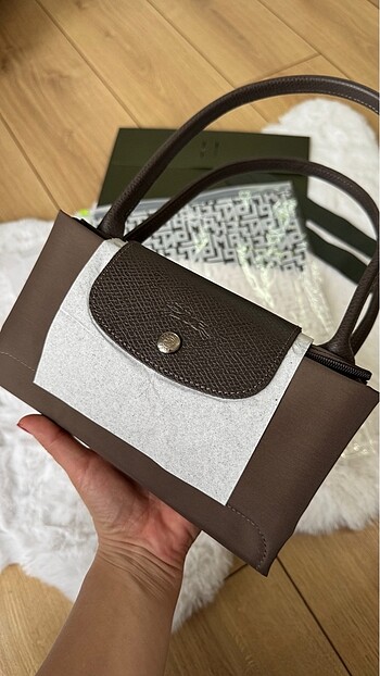 Beden Green seri terra Medium tote