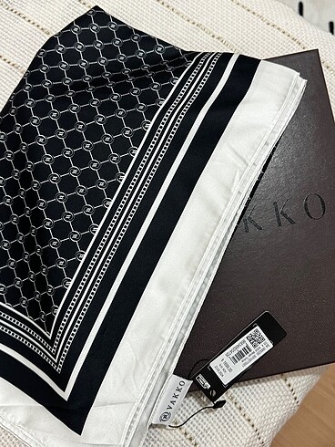 Vakko siyah şal - Görsel 2