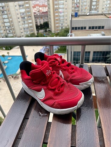 Nike spor ayakkabı
