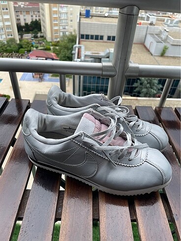 Nike kadın spor ayakkabı