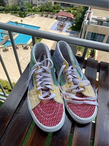 37,5 Beden Tertemiz vans