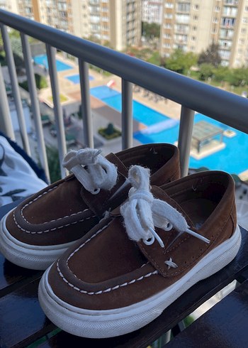 Düğmeli Kahverengi Süet Erkek Çocuk Ayakkabısı - Görsel 2