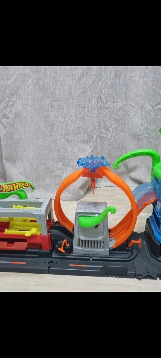 Hotwheels dev ahtapot parkuru - Görsel 5