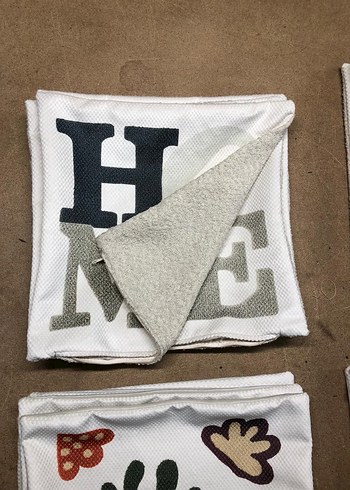 Gri Baskılı Modern Dekoratif Yastık - Görsel 3