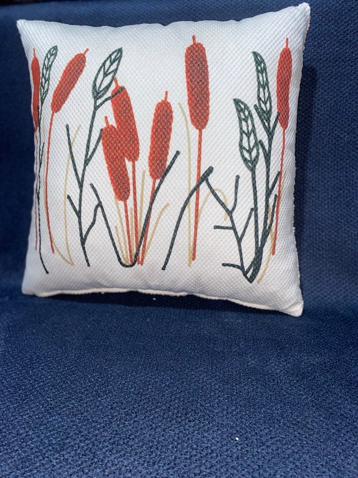 İşlemeli Modern Dekoratif Yastık - Görsel 2