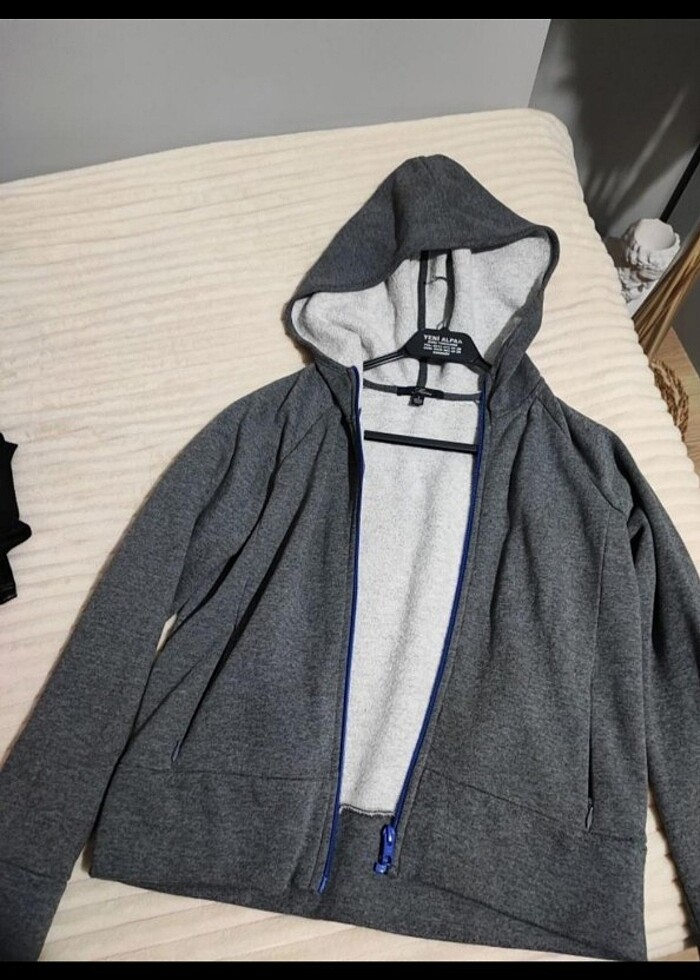 hırka, pantolon, gömlek, kazak 5 ürün - Görsel 2