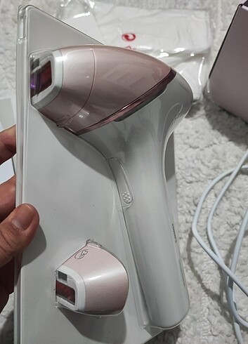 universal Beden Philips BRI/950