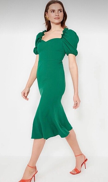Trendyolmilla yeşil elbise
